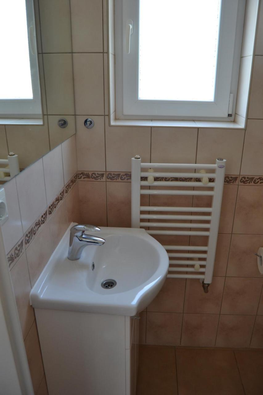 Dom Aurora - Pokoje 2, 3, 4 Osobowe Nad Morzem Dziwnówek Exterior foto